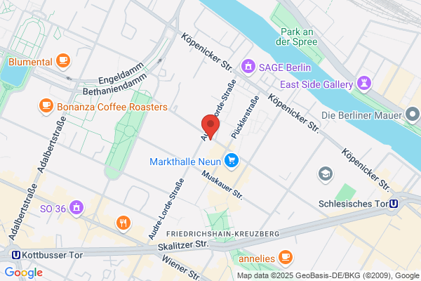 M/K, Salon