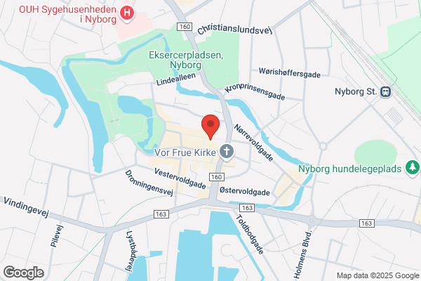 Inge, Frisør