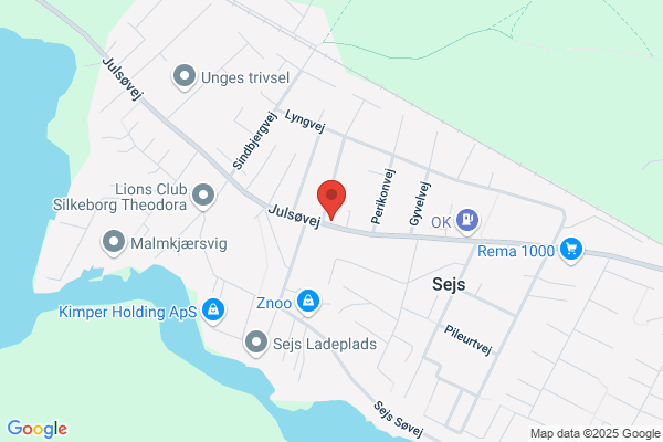 Linda, Salon